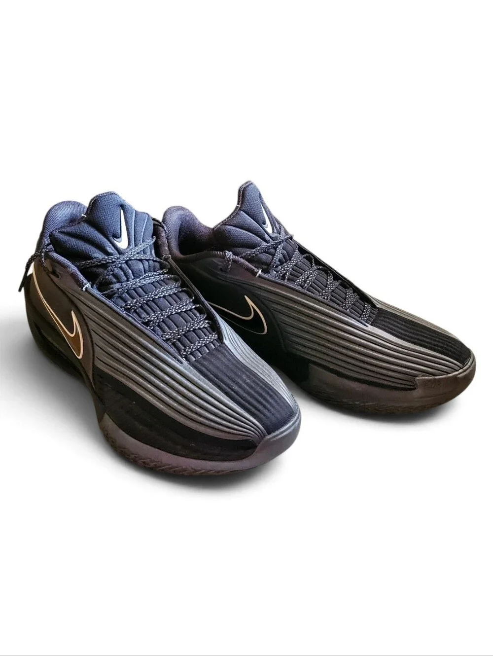 Nike G.T. Cut 3 Turbo LX 